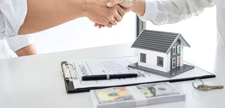 Why Choose East Hartford Home Buyers to Buy Your Home Off Market On Cash in East Hartford, CT?