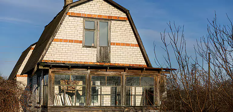 Types of Houses We Buy Without Repairs in East Hartford, CT