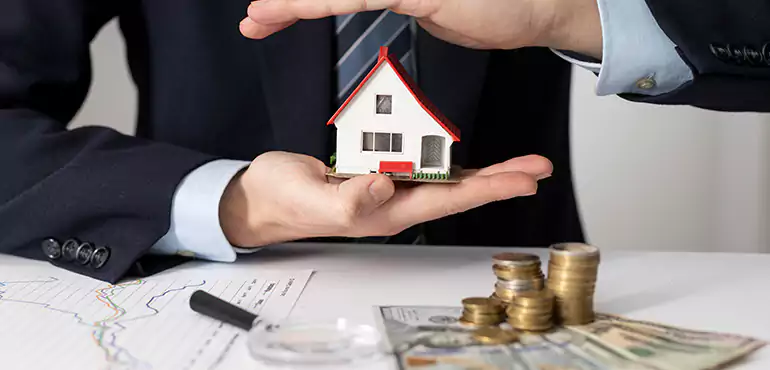 Who Do We Buy Houses From in East Hartford, CT?